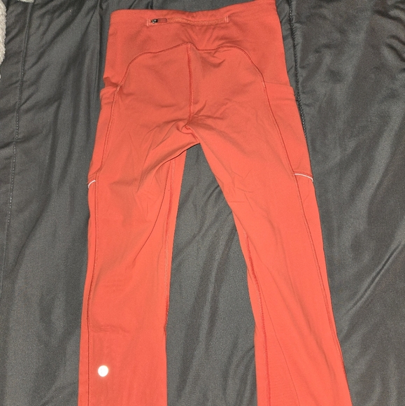 Lululemon Crop Pant - Picture 2 of 2